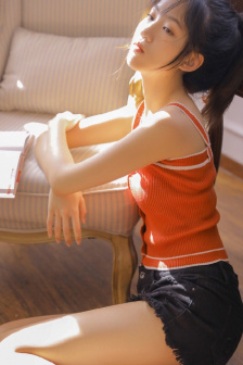 千变魔女